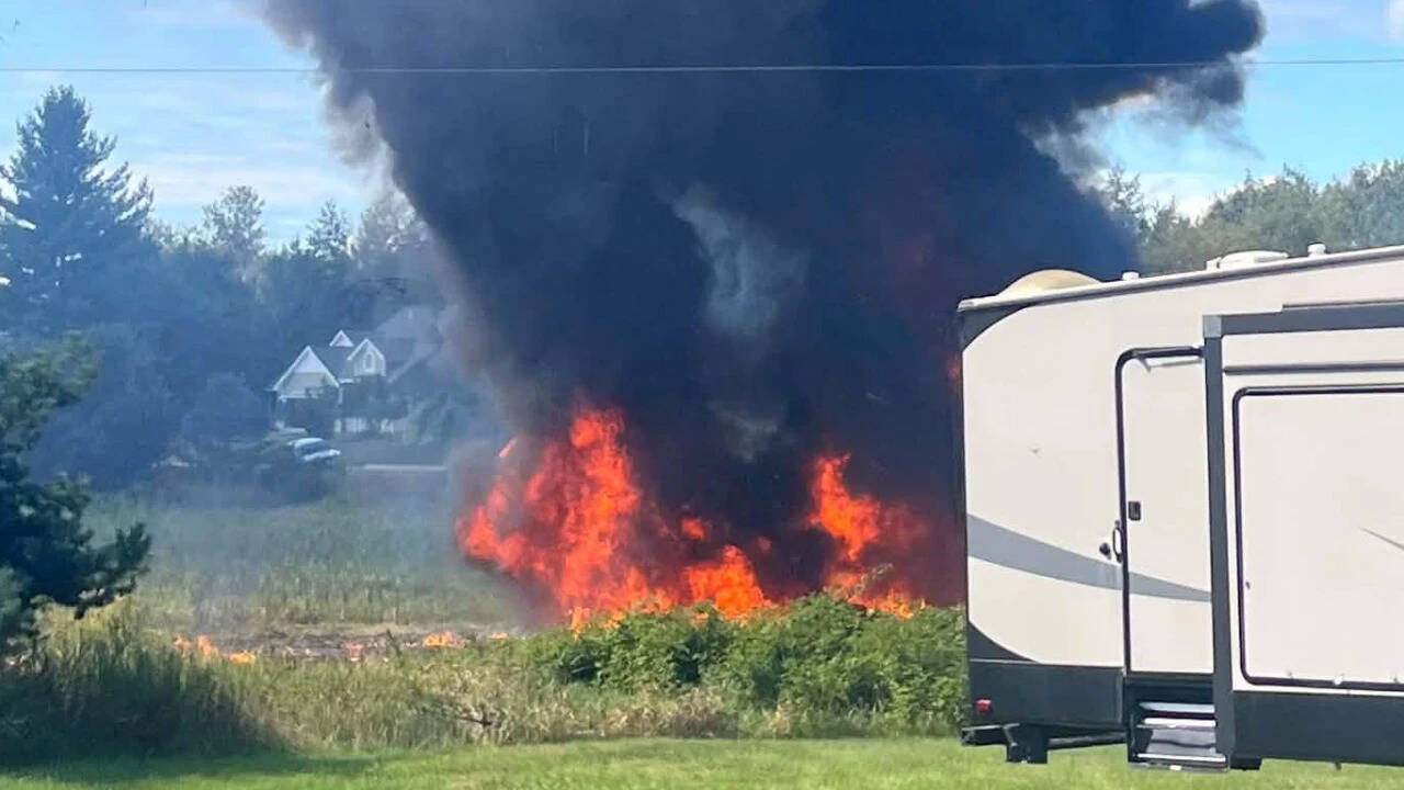 US F-16 fighter jet crashes in Michigan, bursts into flames