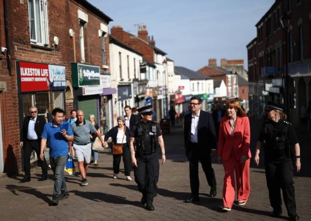 UK economy slows in Q2 amid political unrest, Mideast war