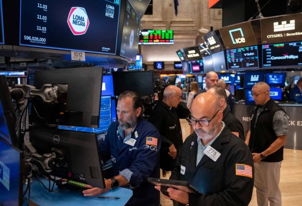 US stocks near record high as inflation cools