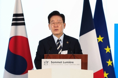 South Korea president seeks reset after approval rating nosedive
