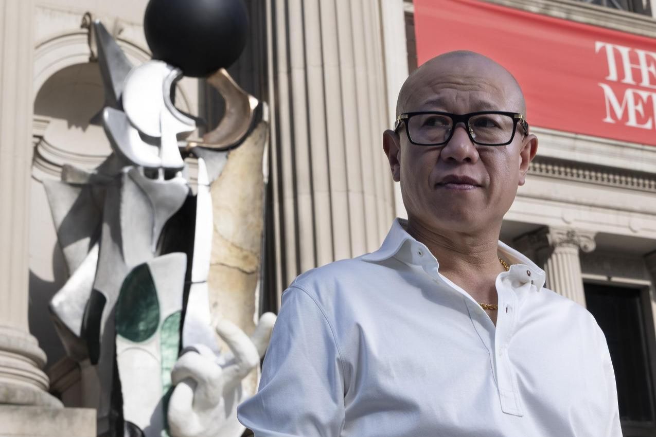 The Met Unveils huge facade sculptures by Liu Wei in partnership with Genesis
