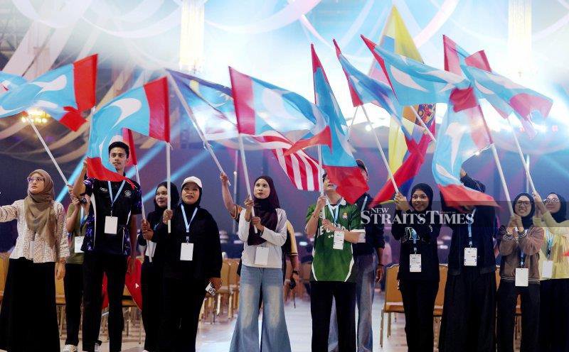 PKR heads into congress amid electoral setbacks, internal strife [WATCH]