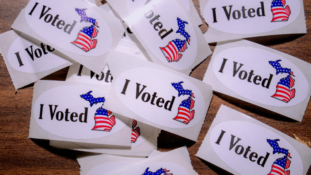 Early voting begins in US midterms that could see Republicans lose control of Congress