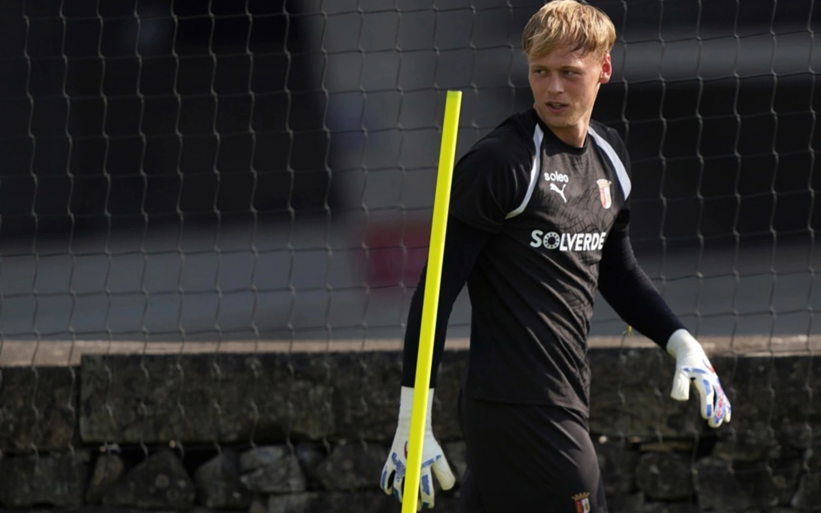 Newcastle sign Czech goalkeeper Hornicek from Braga