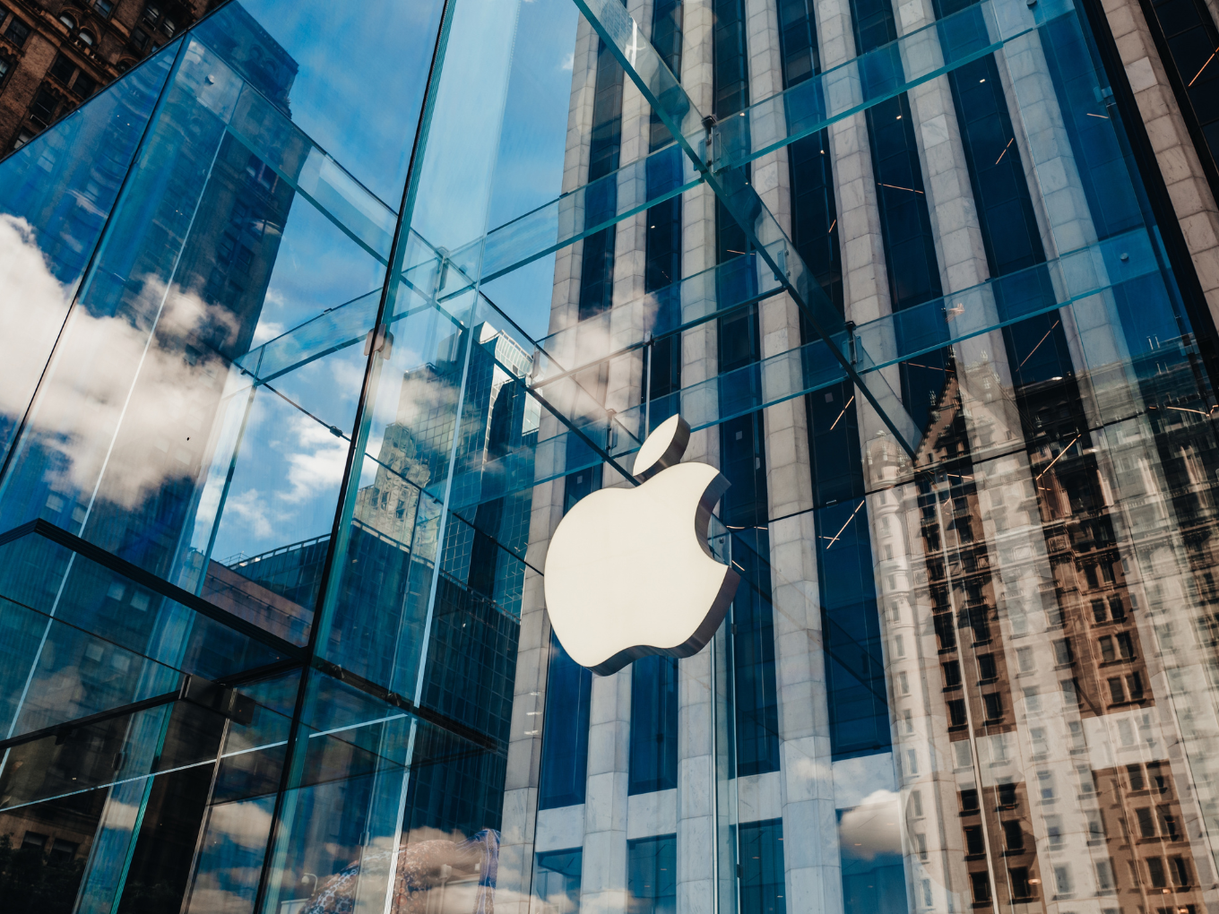 Apple Pay May Launch In India Next Month With Axis Bank Partnership: Report
