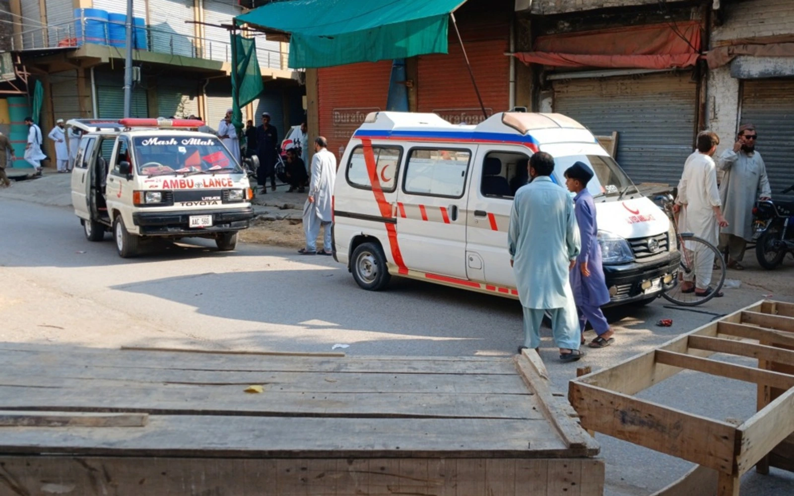 Blast at historic police HQ in Pakistan kills 8