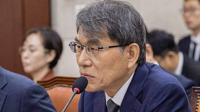 Joint Team Obtains Testimony that Ex-NEC Chief Personally Decided Overseas Trip Locations
