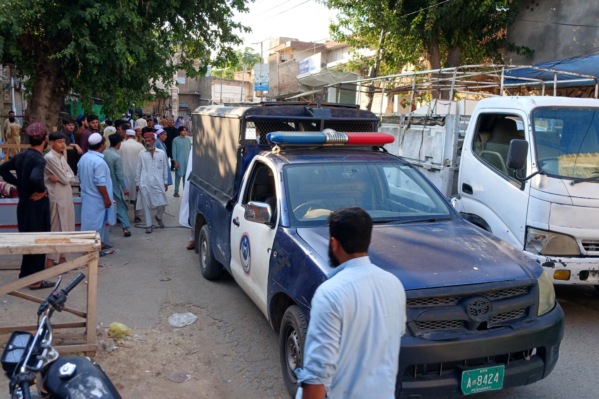 Bombing at mosque near police offices in Pakistan kills at least 16