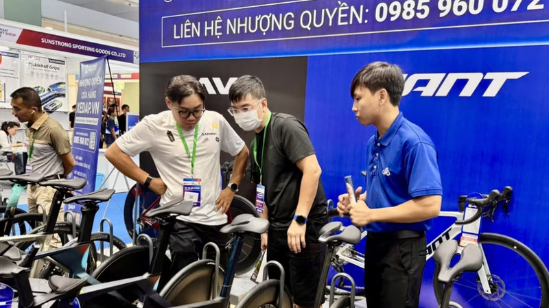 Int'l sports exhibitions, export trade fair open in Ho Chi Minh City