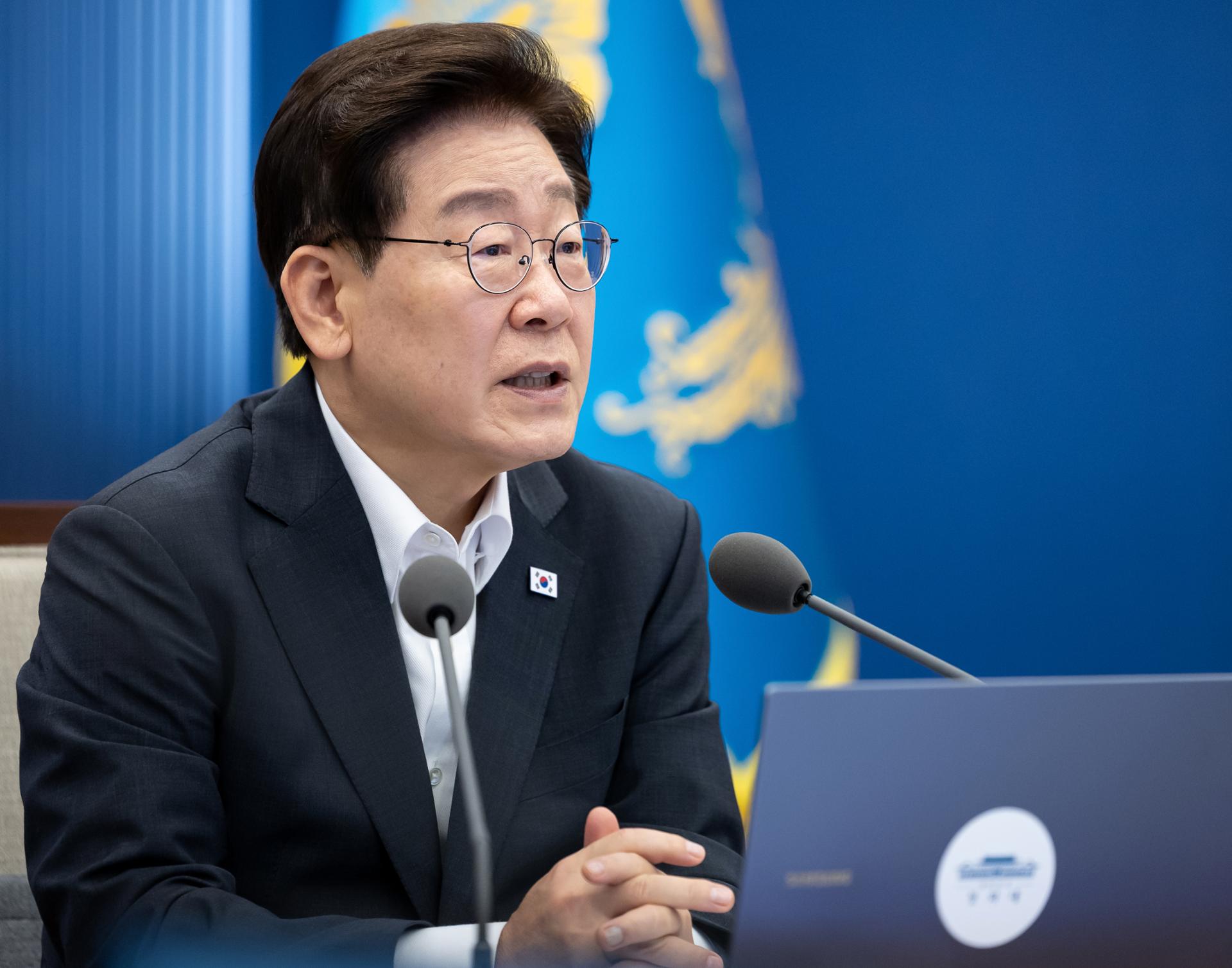 Lee to discuss reforming youth policy with experts