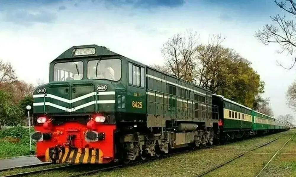 ‘Freedom Train’ leaves for Thar to mark Independence Day