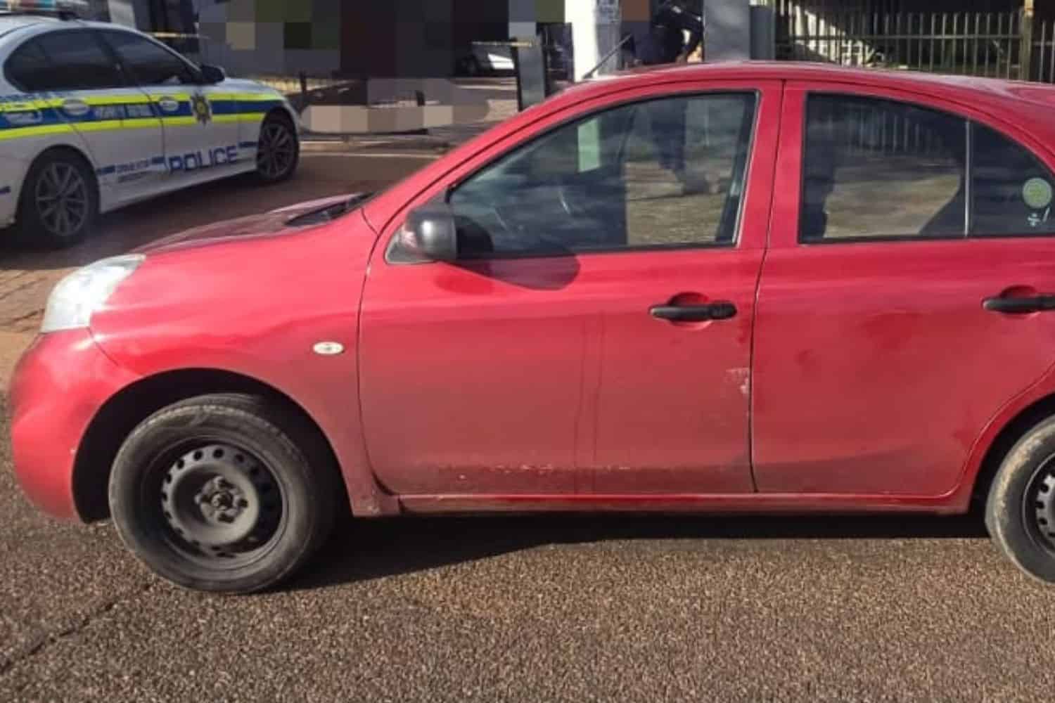 Gauteng police nab four in hijacked car, seize guns and ammo
