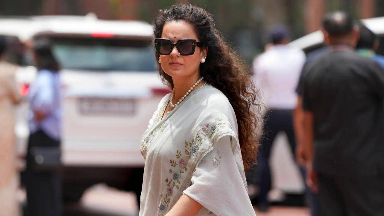 'Women become Leftist after meeting Islamists': Kangana claims to be 'awakened Hindu'