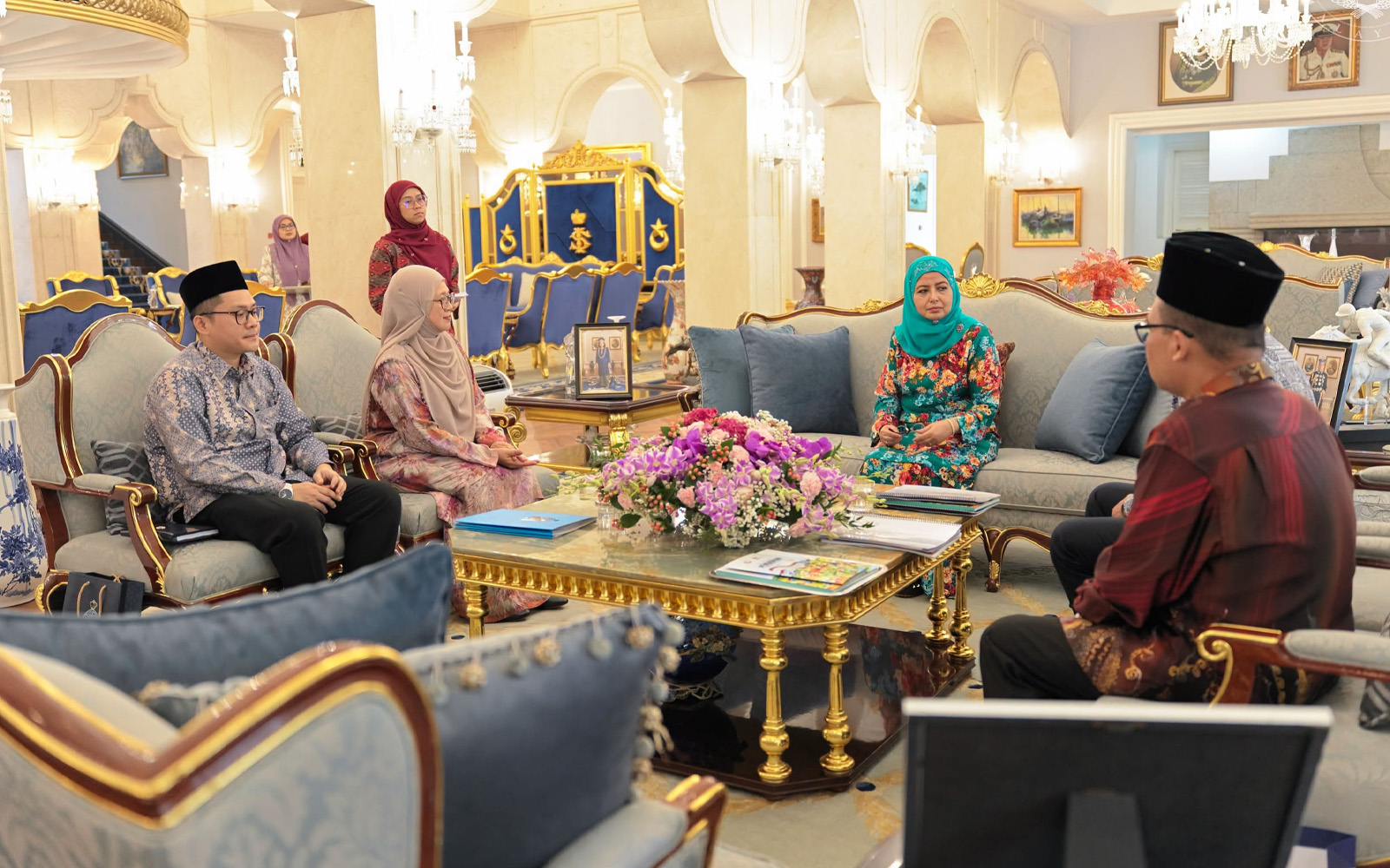 Raja Permaisuri Agong titah kepentingan usaha kelestarian jangka panjang