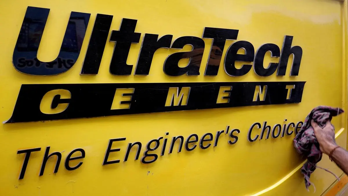UltraTech Cement promoter Pilani Investment sells 0.85% stake for ₹2,896 crore