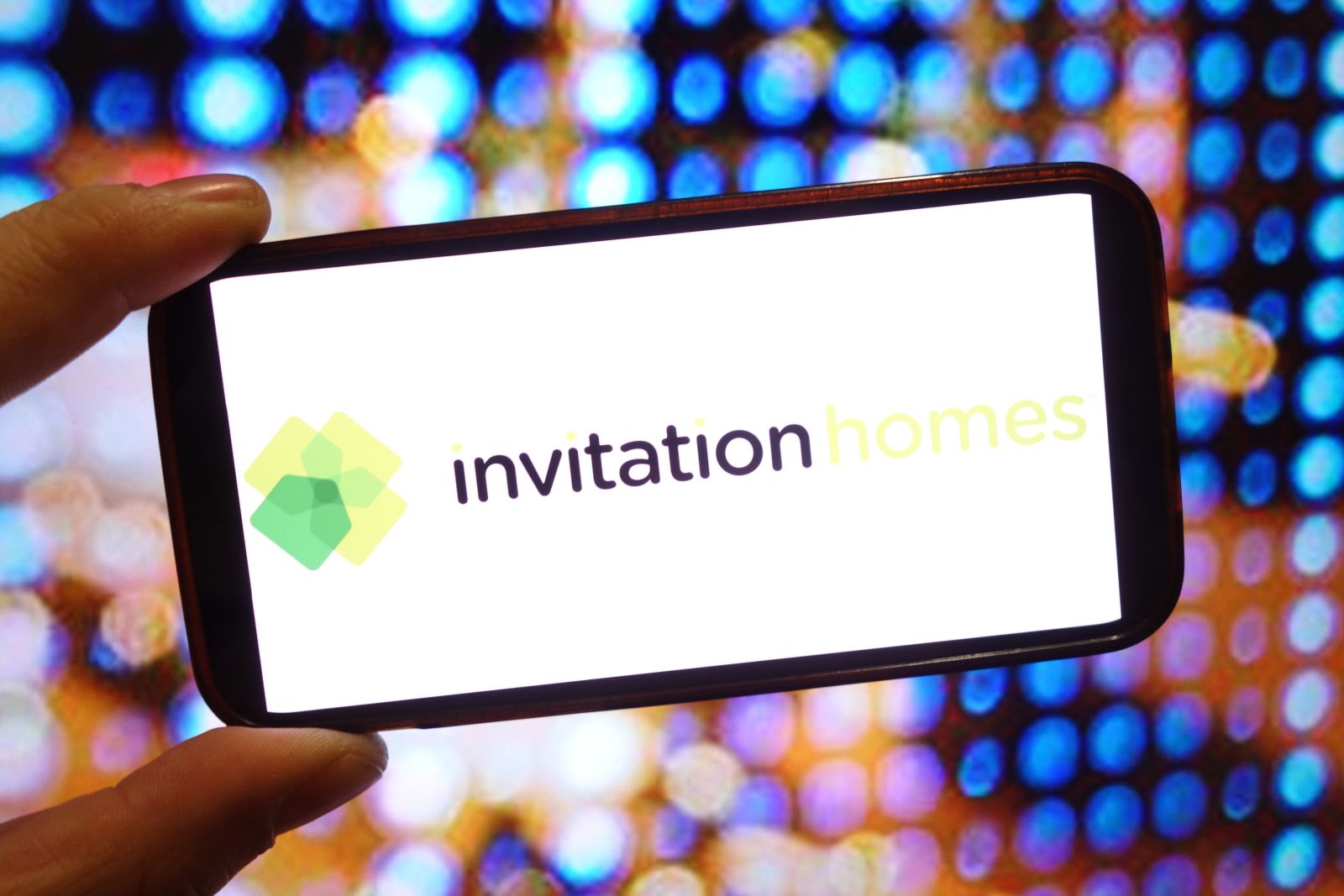 Is Invitation Homes Stock Underperforming the S&P 500?