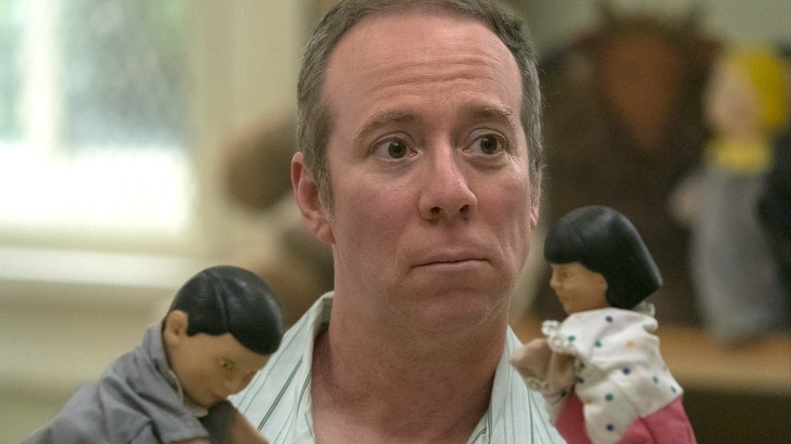 Stuart Fails To Save The Universe Brings Back Fourth Big Bang Theory Cast Member As Stuart's Shrink In Episode 4