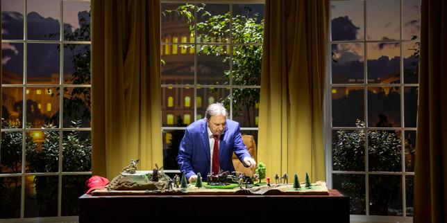 A Trumpian 'Ubu Roi' takes stage in Paris