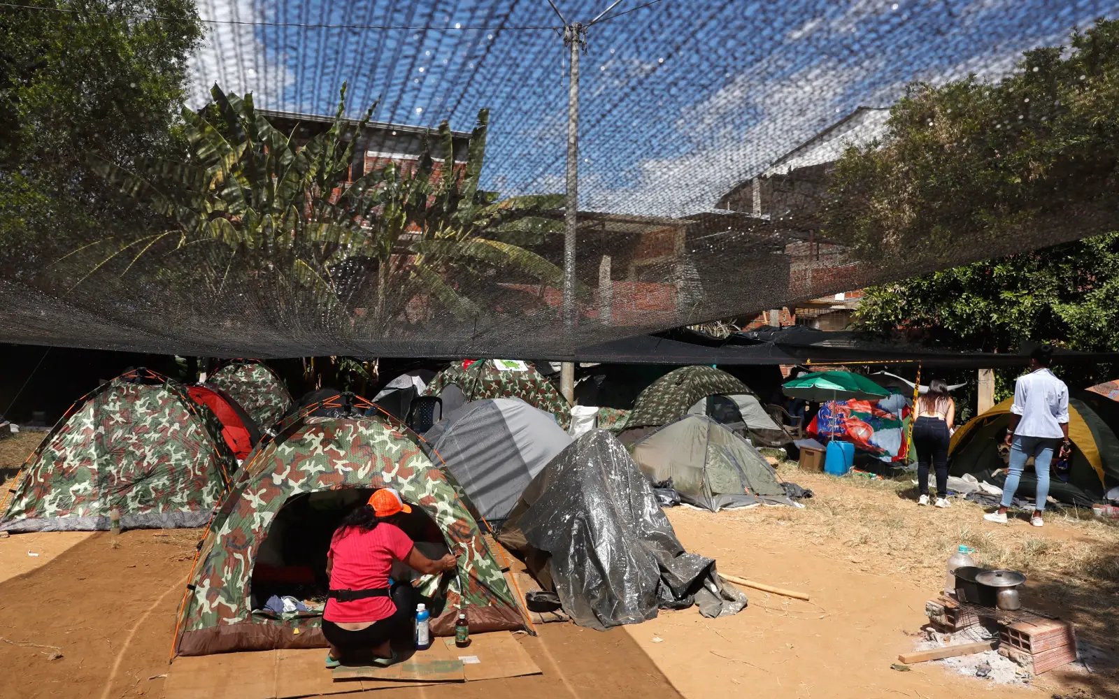 Hopes fade in Colombia as window to find quake survivors shuts