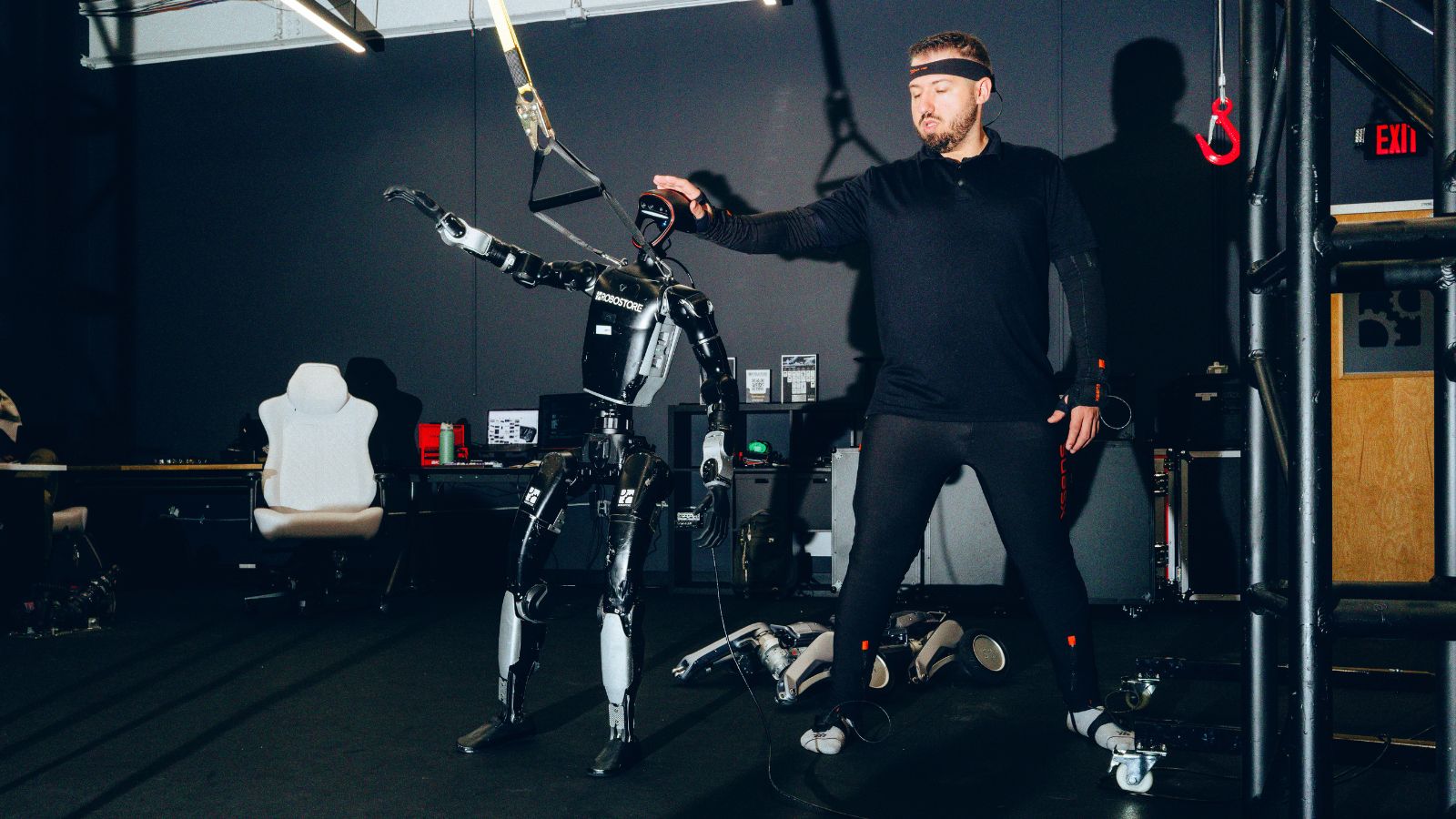 America wants to make its own humanoid robots. That won’t be easy.