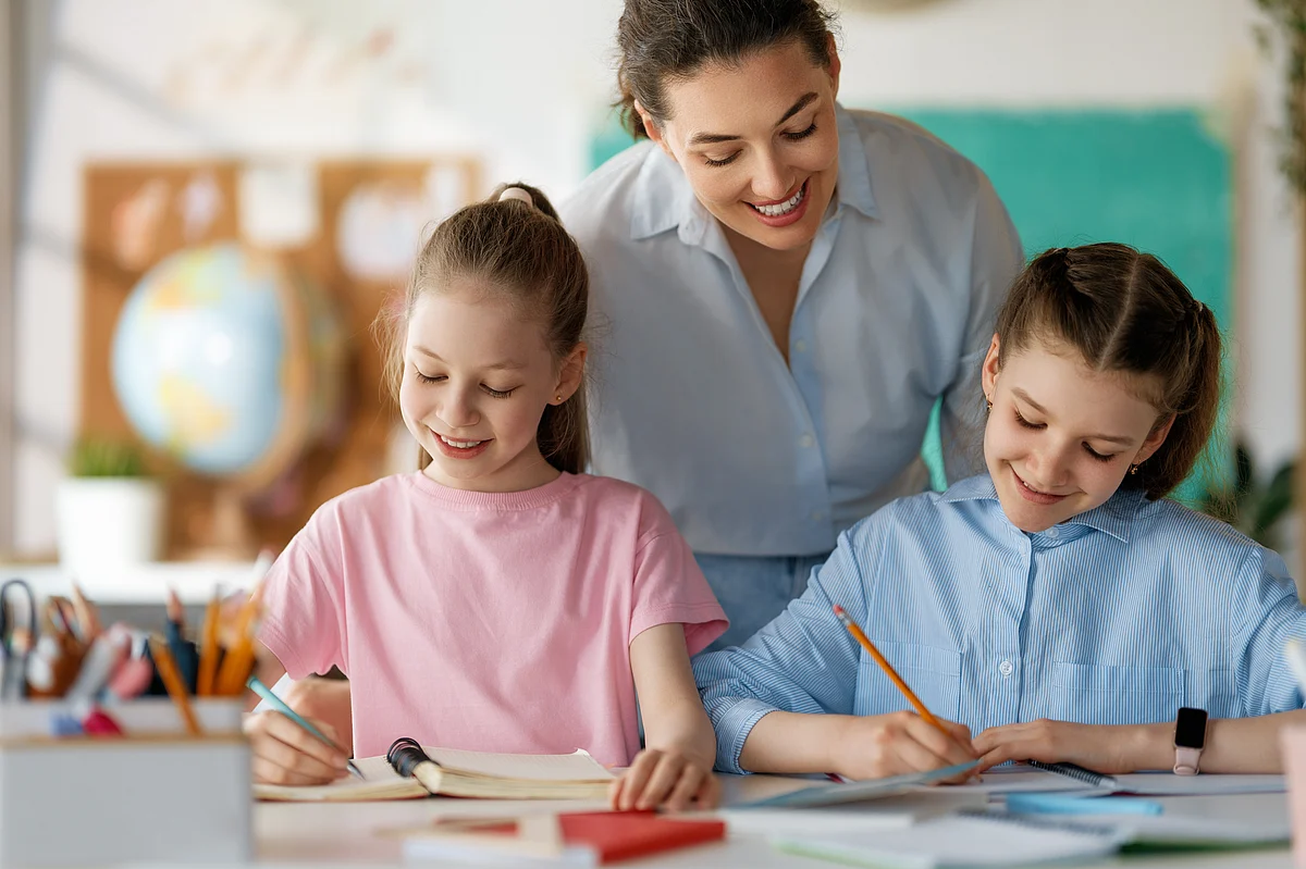 AI in schools brings back pen and paper