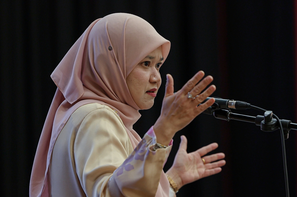 Fadhlina: Najib’s conditional royal pardon is King’s prerogative, not Anwar’s or Pakatan’s