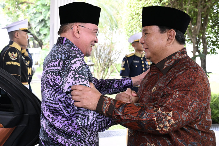 Prabowo accepts assistance from Malaysia to contain wildfires