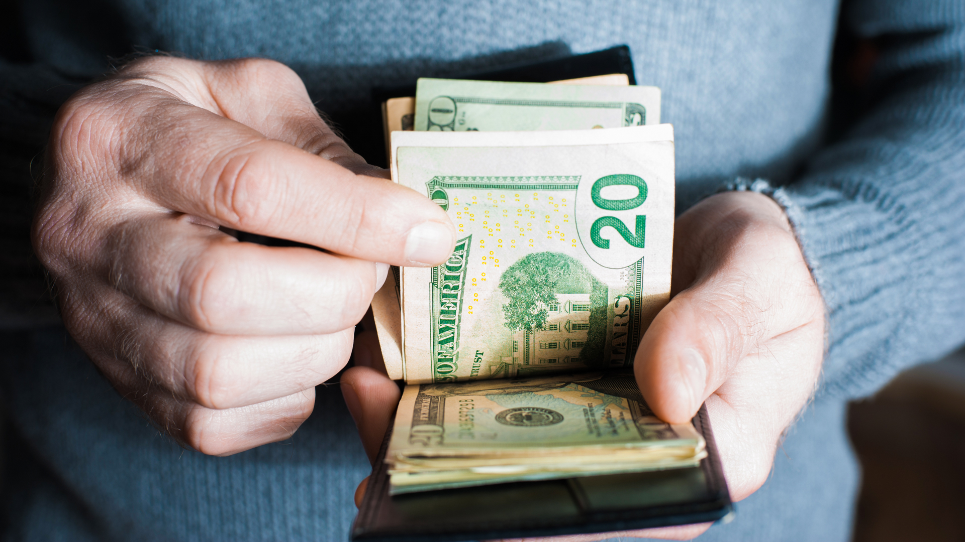 10 Low-Key Money Habits of the Wealthy