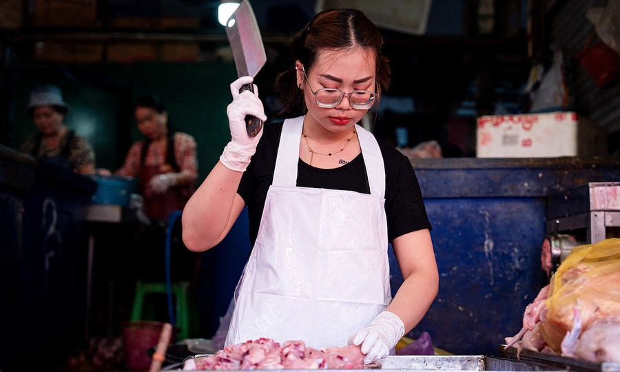 Thai consumers spend less on each shopping trip