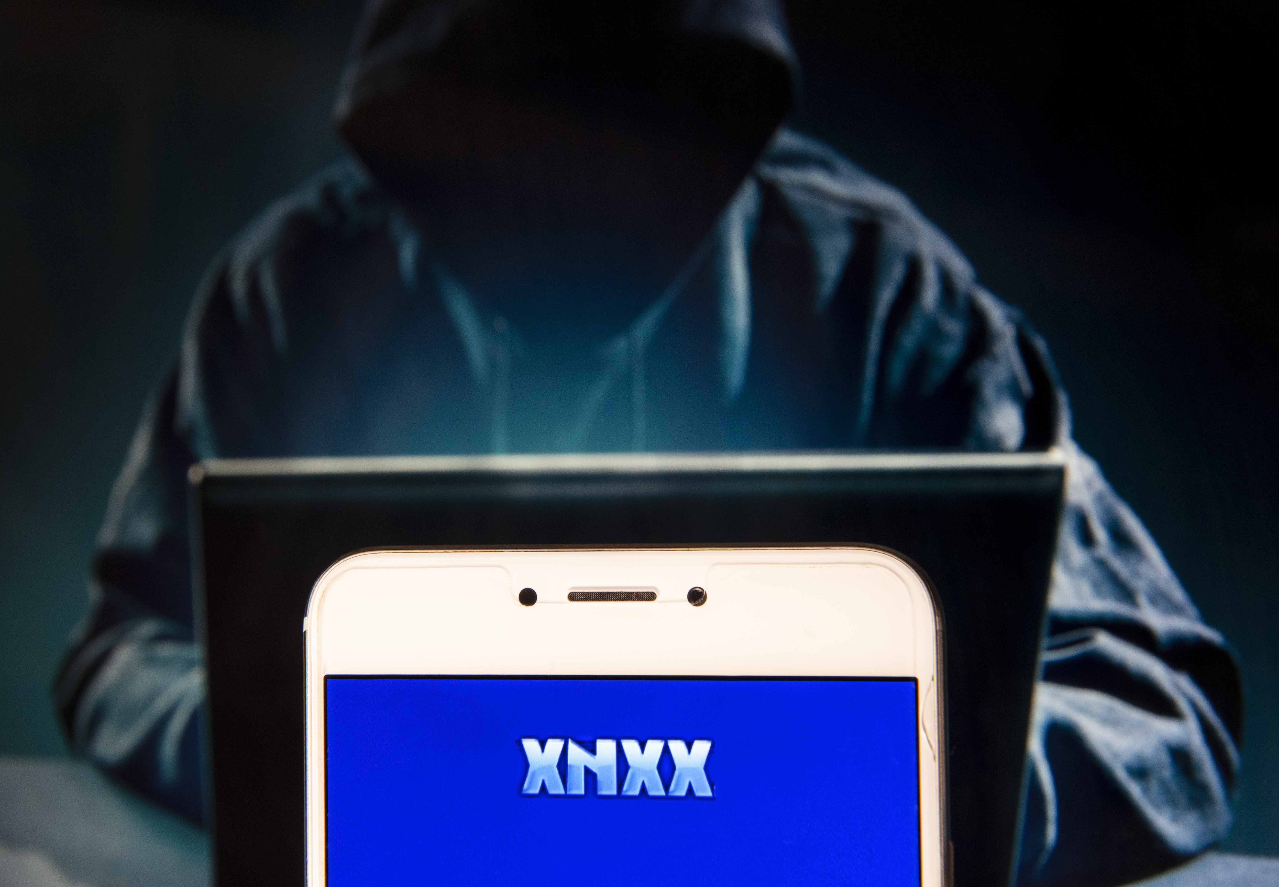 How to unblock XNXX for free