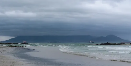 Today's weather: Damaging winds warning issued as cold conditions grip parts of SA