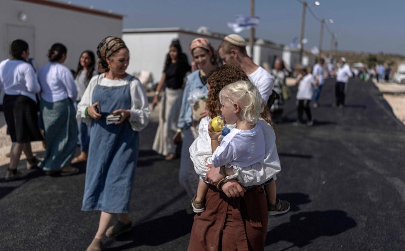 Israel reopens West Bank settlement evacuated 20 years ago