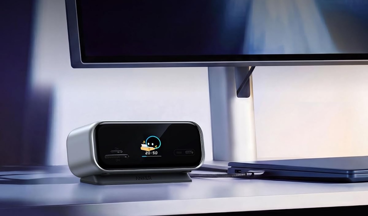 Anker’s New Nano Hub Adds a Screen to Your Port Problem