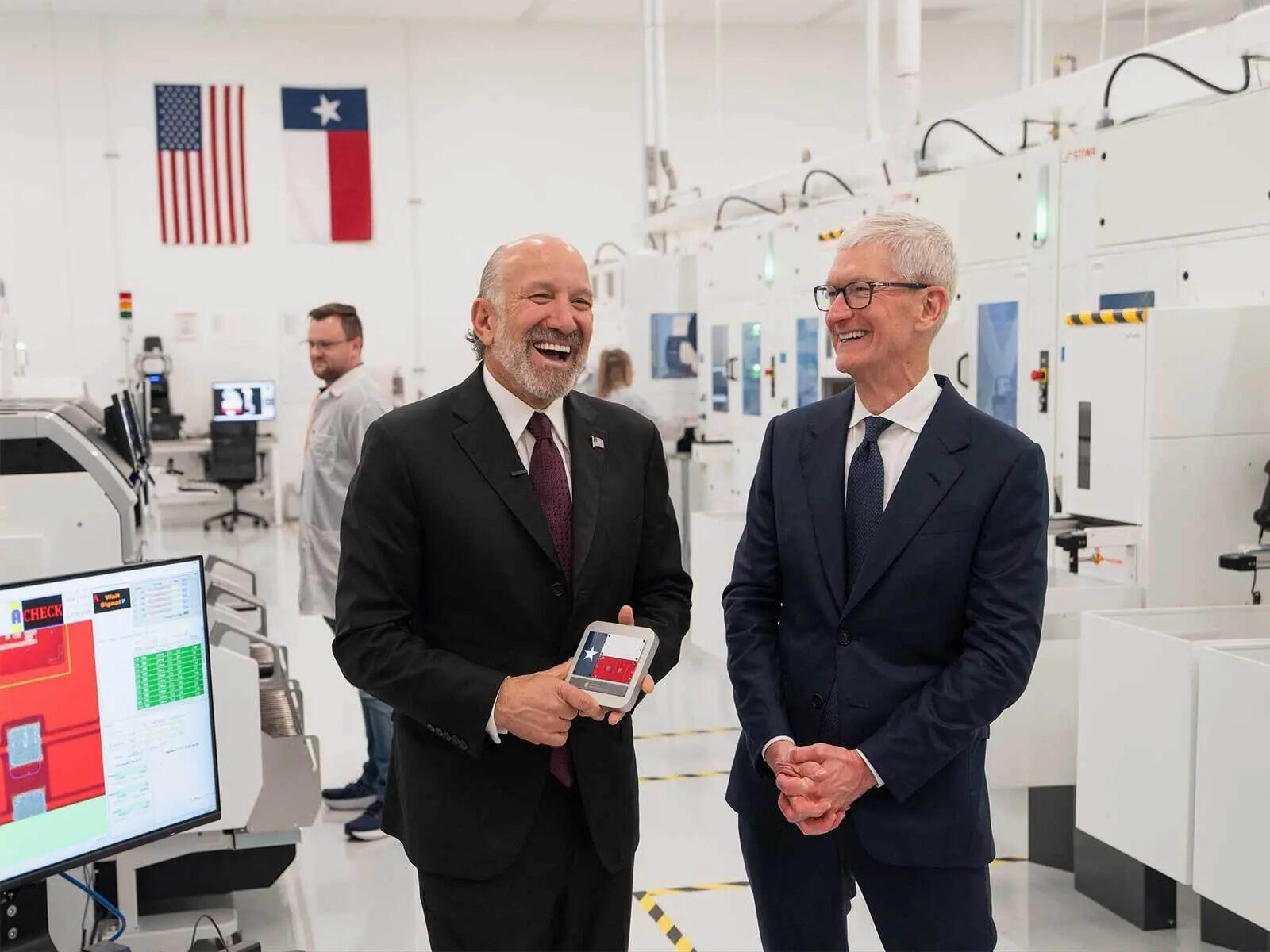 Apple opens advanced manufacturing center in Houston, plans Mac Mini production this year