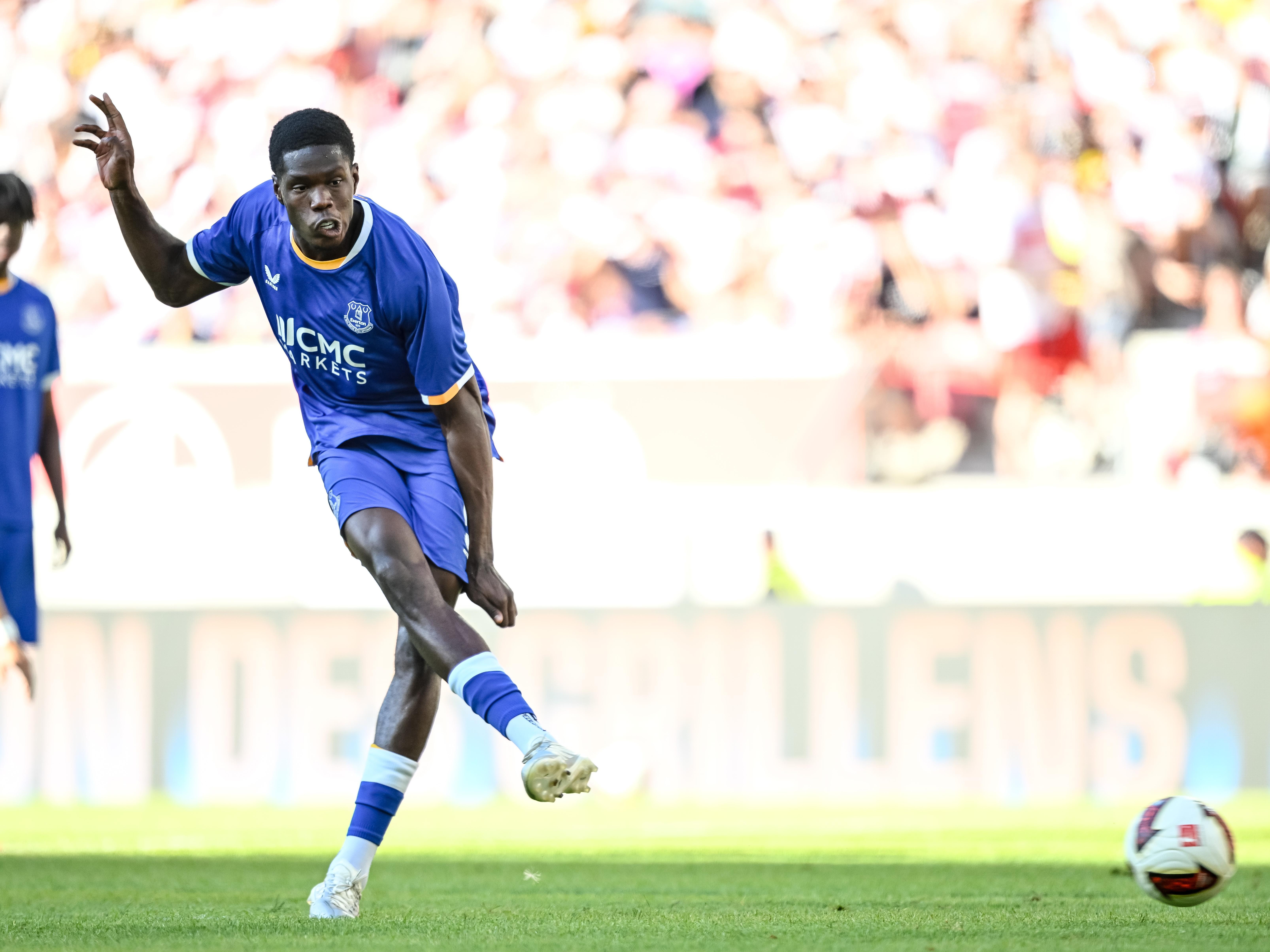 Friday’s Everton News: Barry’s motivation, Iroegbunam bid