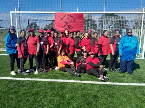 Cape soccer gogos need a taxi to Soweto