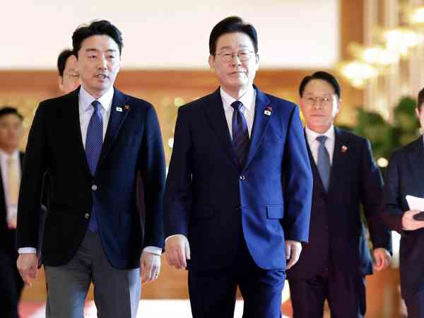 Presidential Aide Highlights Lee's Support for Constitutional Revision