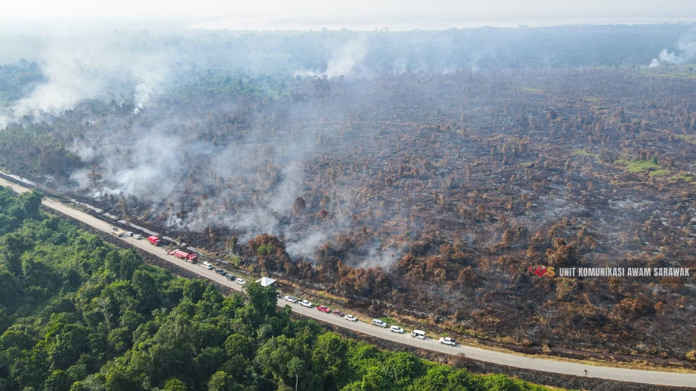 MetMalaysia: Sarawak’s hot, dry spell could keep haze hanging around till Aug 20 while thunderstorms lash peninsula