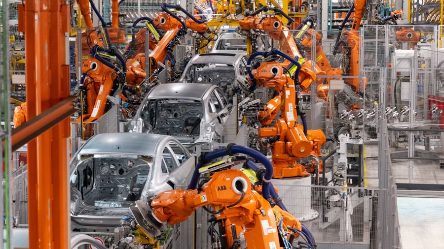 Tiefstand der Beschäftigung: Jobabbau in der Autoindustrie verschärft sich