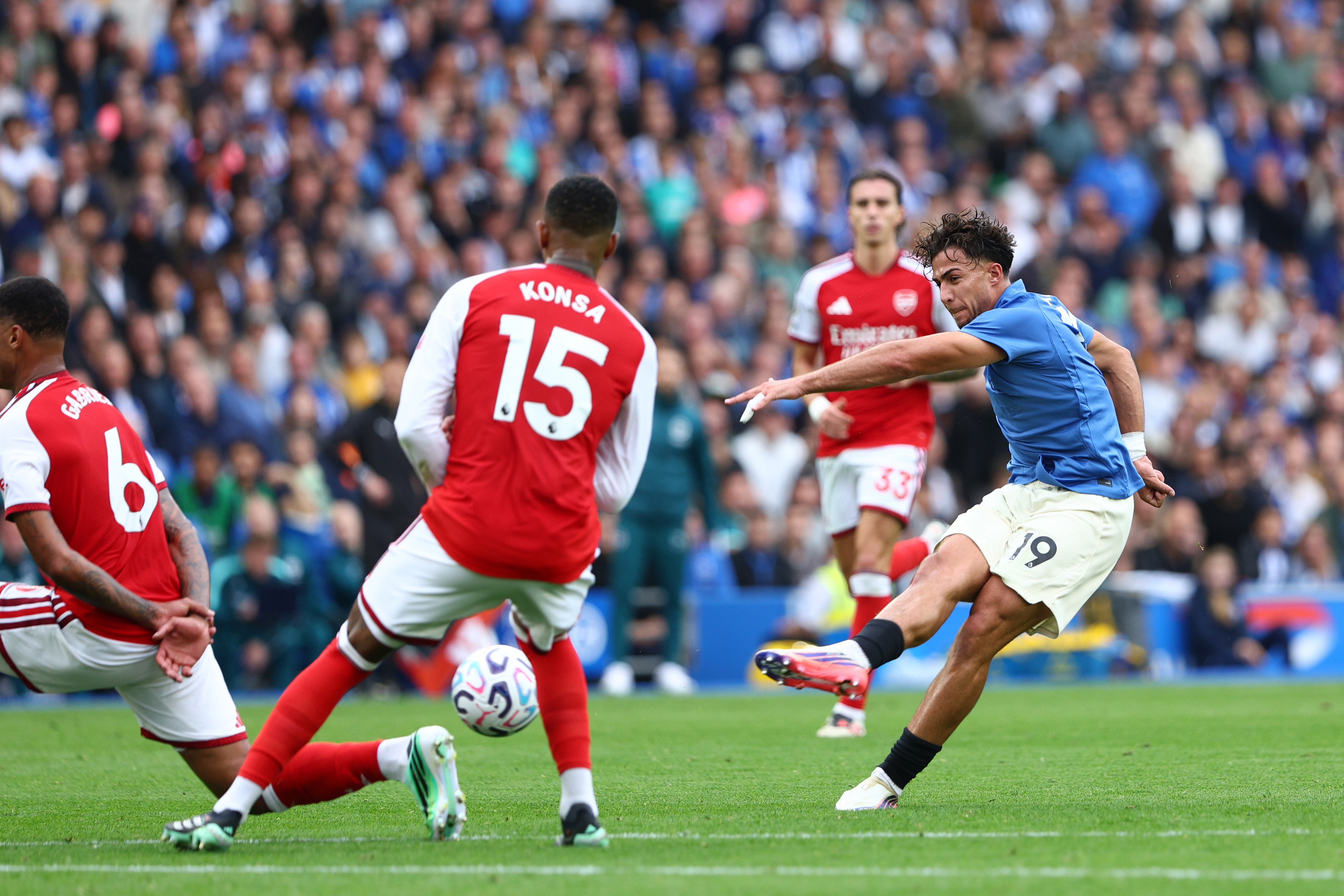 🎯 Brighton expose Arsenal weakness in brilliant first-half display