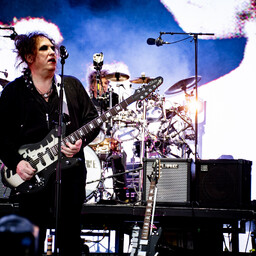 Review. The Cure's Tallinn concert delivered a powerful finale to a packed music summer