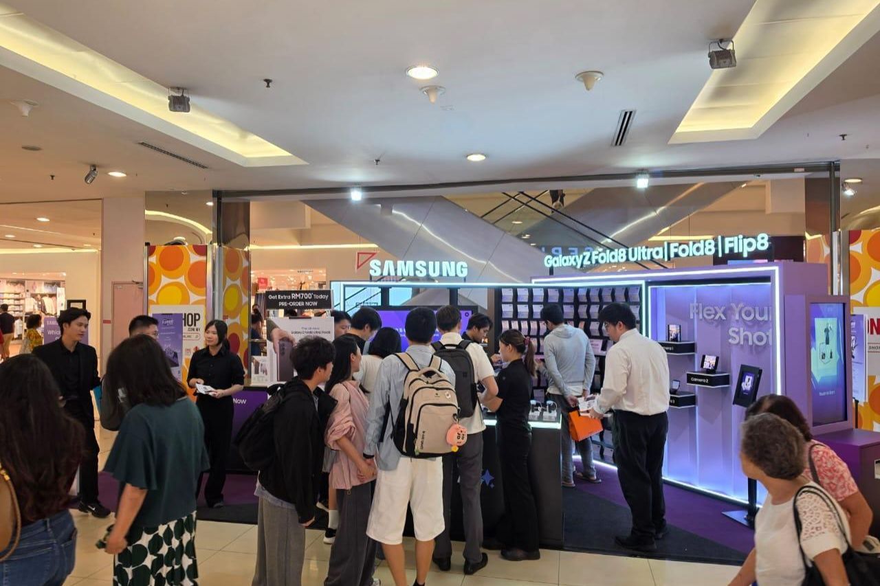 Samsung's new foldables take off across Southeast Asia, Oceania