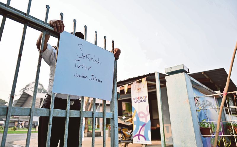 Schools may close if API readings exceed 200