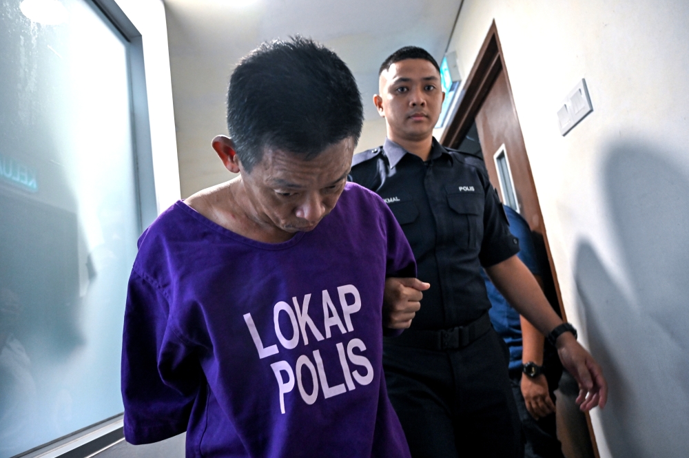 Jobless single dad claims trial to robbing and injuring mum with baby at Batu Gajah house
