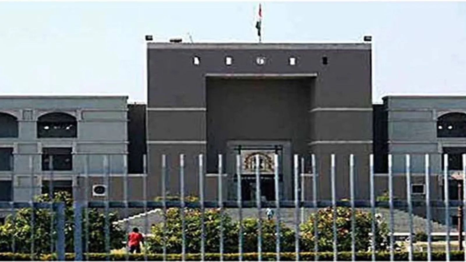 ‘Least you must do’: Gujarat High Court asks for cop’s transfer over torture