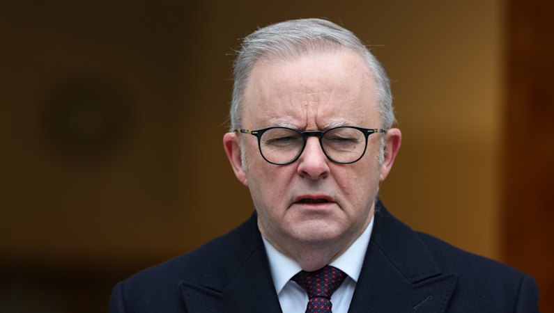 Being the PM and dealing with the paradoxical art of strategic defeat