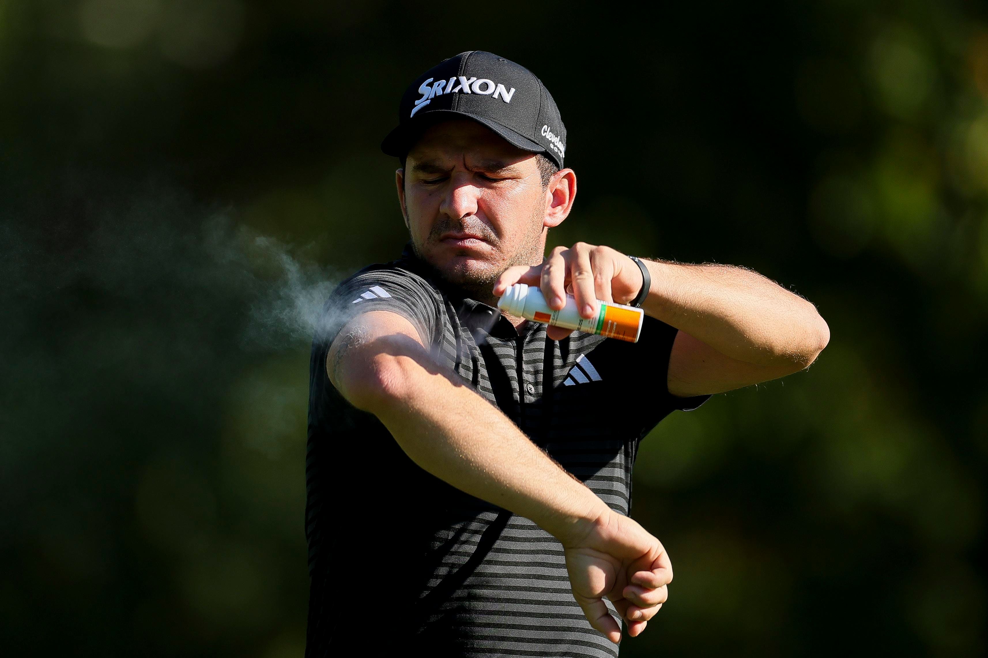 Professional Caddie Quits Midway Through A Tournament Round