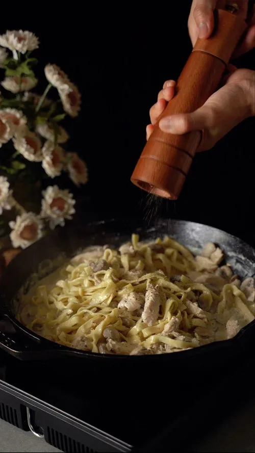 Quick creamy garlic chicken pasta ready in five minutes