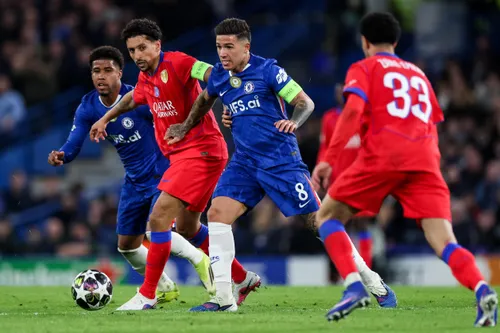 Record fees and big moves: How the midfield market is dominating Premier League spending