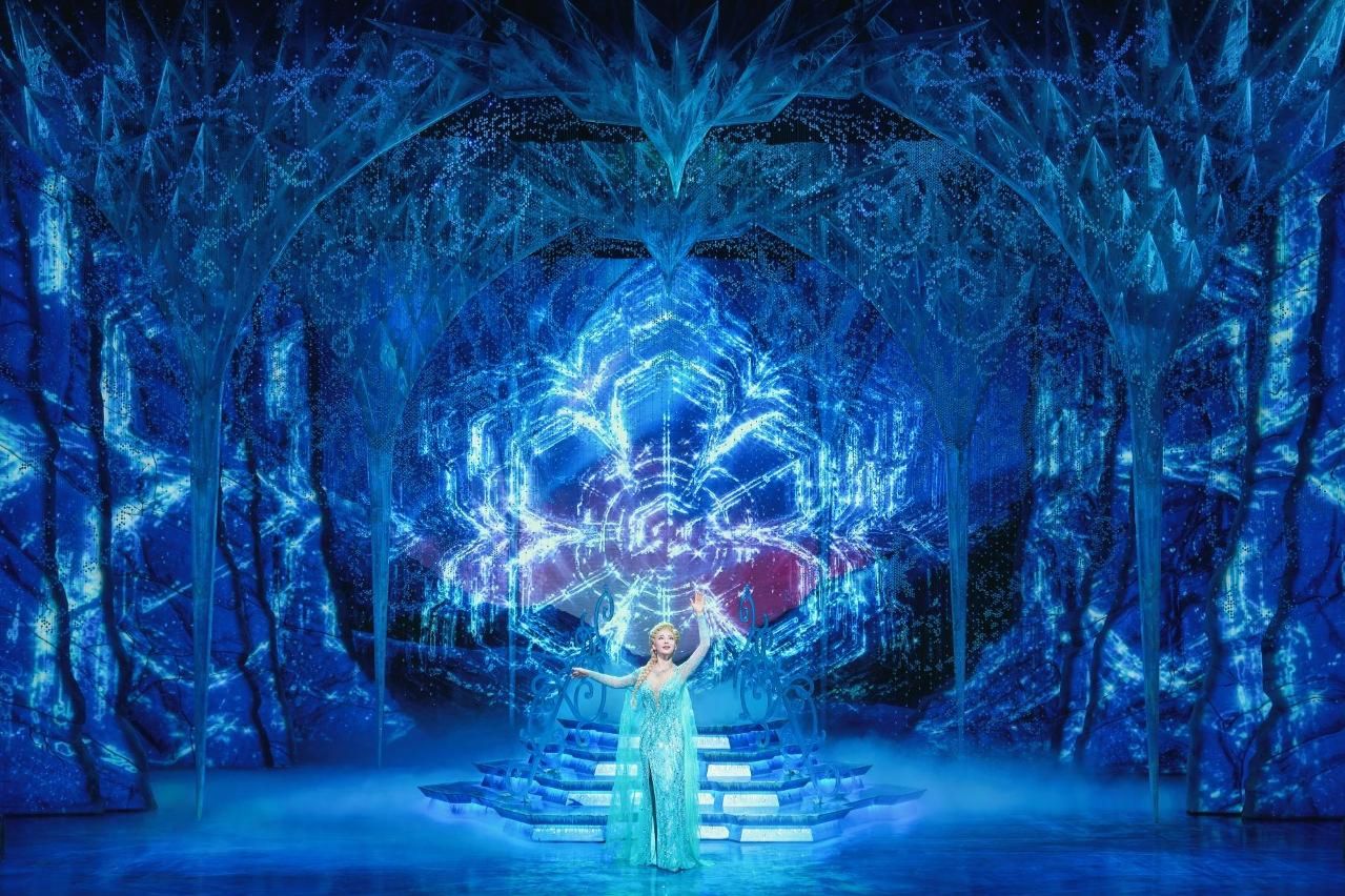 Musical 'Frozen' premiere brings blizzard of spectacle to Seoul